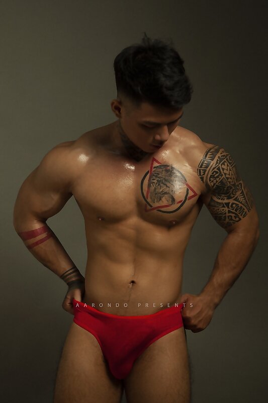 Next Image >>