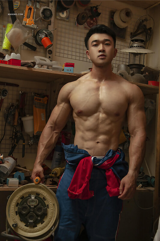 Next Image >>