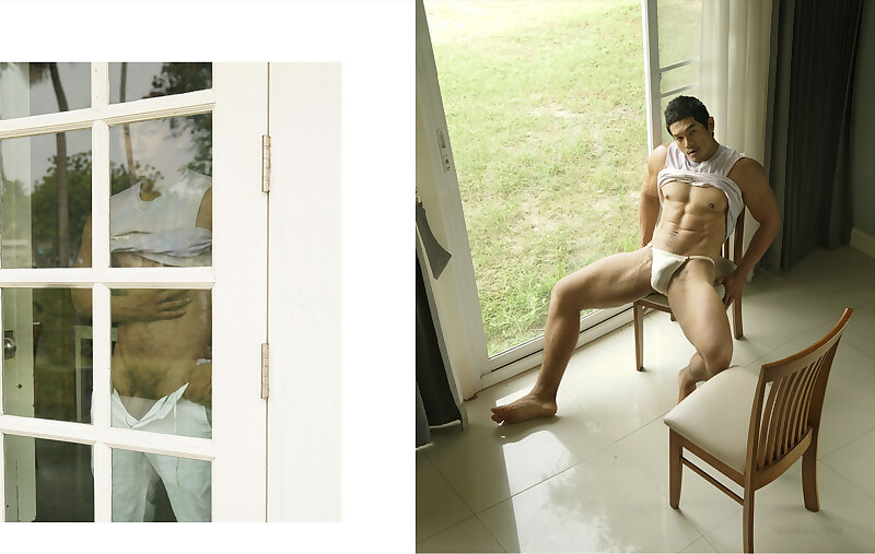 Next Image >>