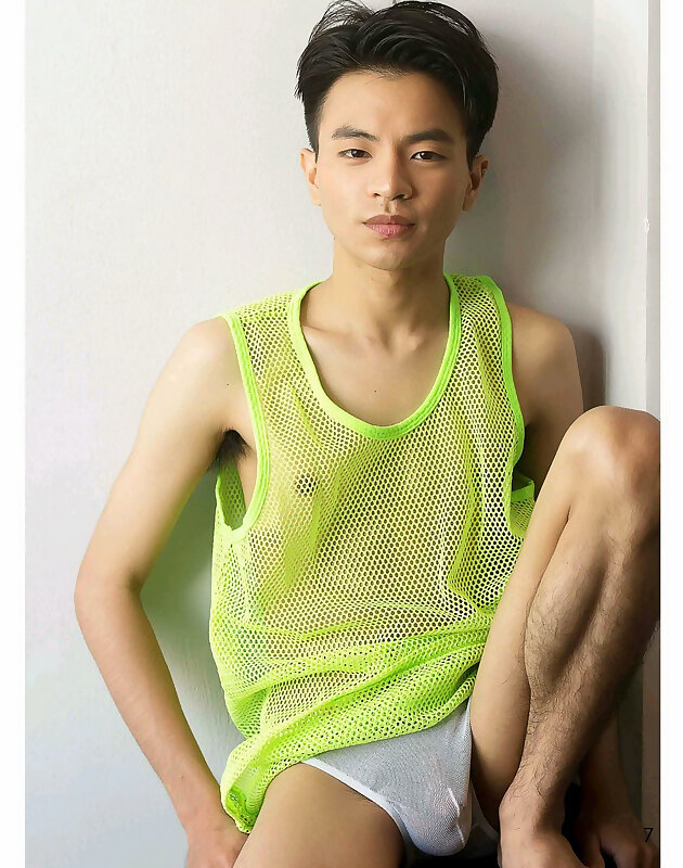 Next Image >>