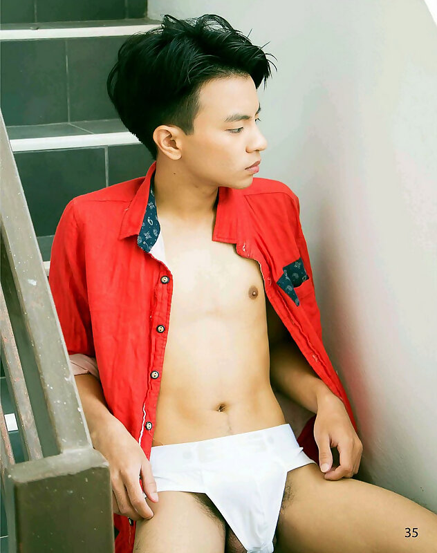 Next Image >>