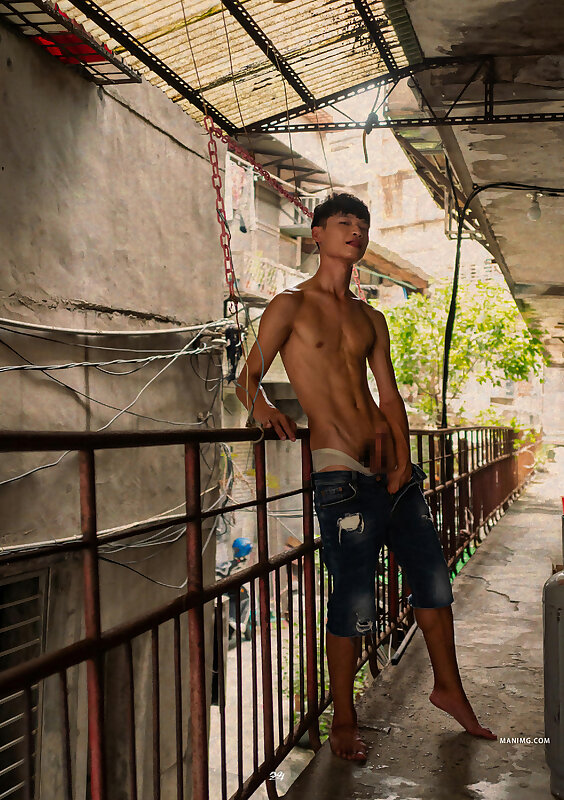 Next Image >>
