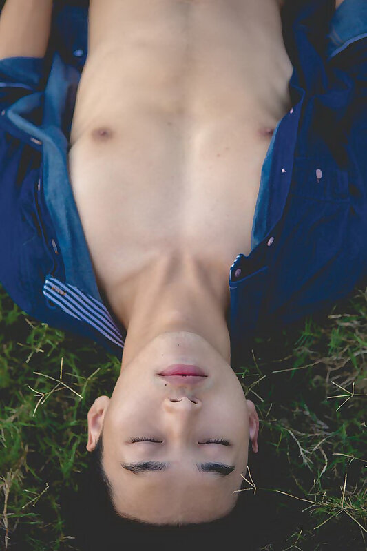 Next Image >>