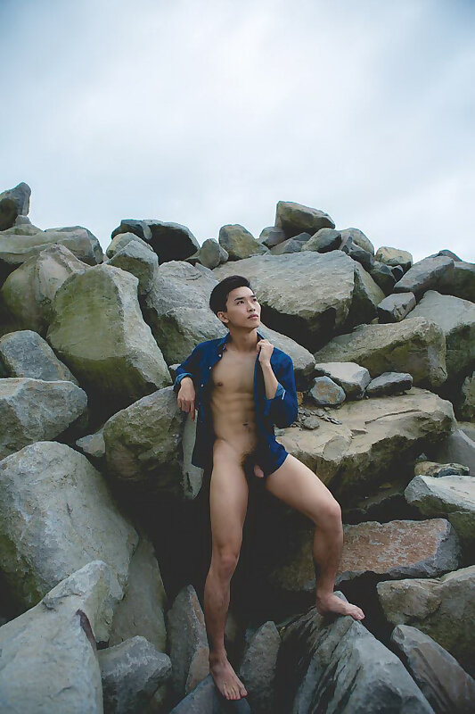 Next Image >>