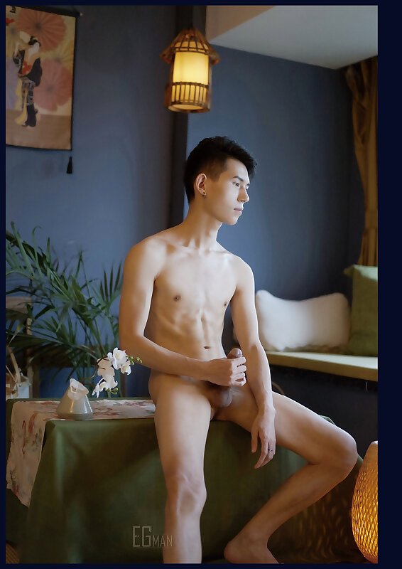 Next Image >>