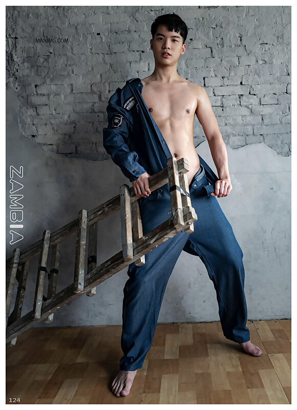 Next Image >>