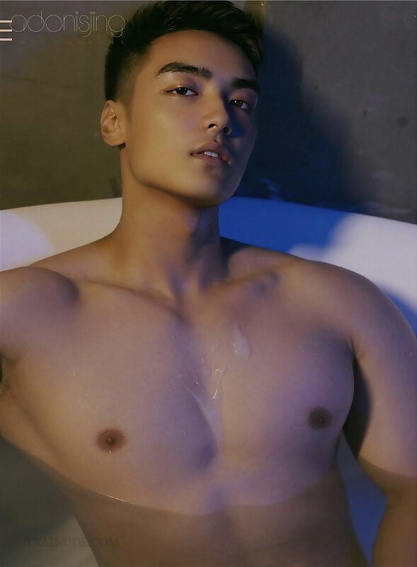 Next Image >>
