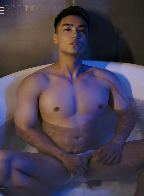 Next Image >>