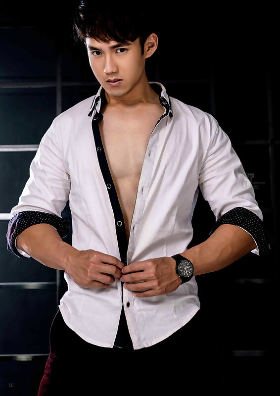 Next Image >>