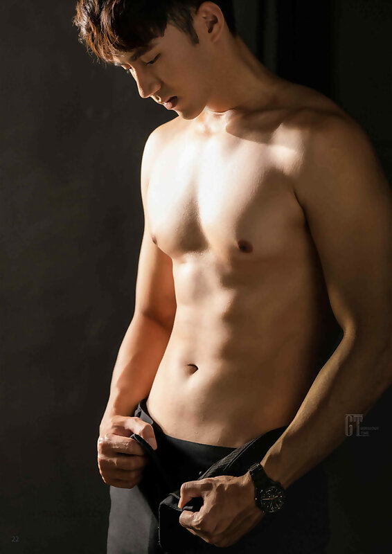 Next Image >>