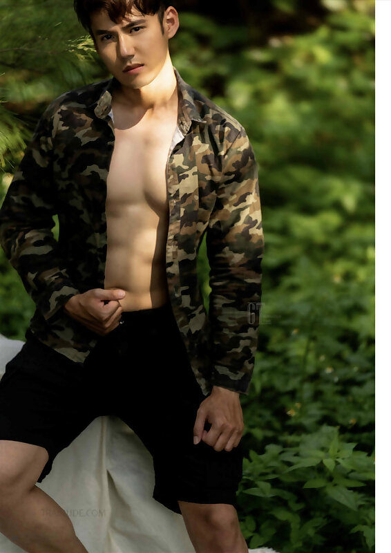 Next Image >>