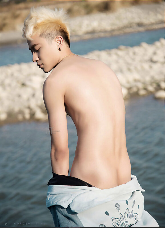 Next Image >>