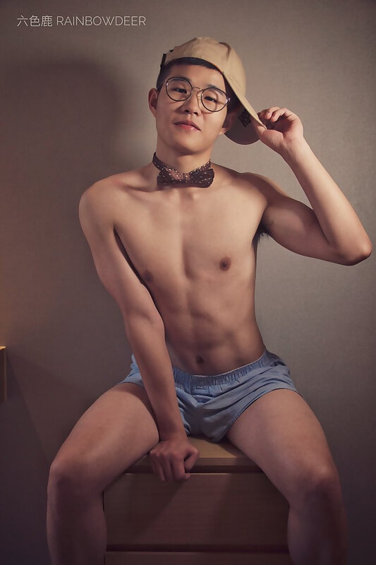 Next Image >>