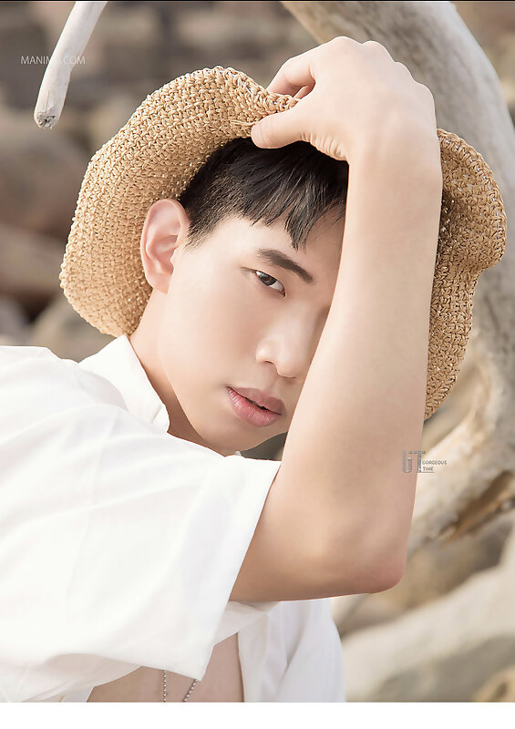 Next Image >>