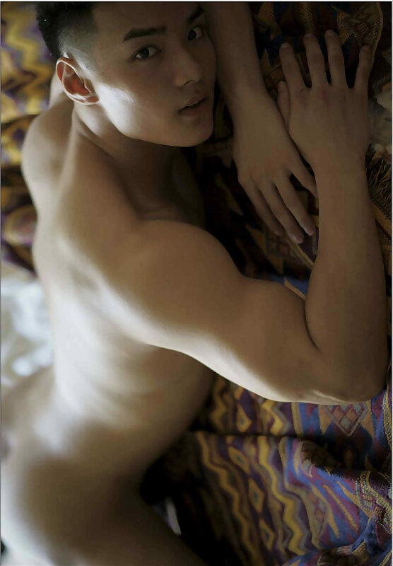 Next Image >>