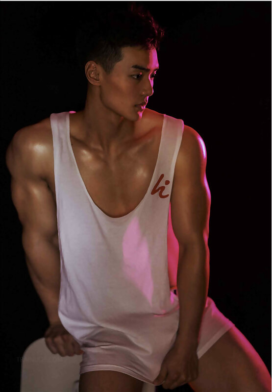 Next Image >>