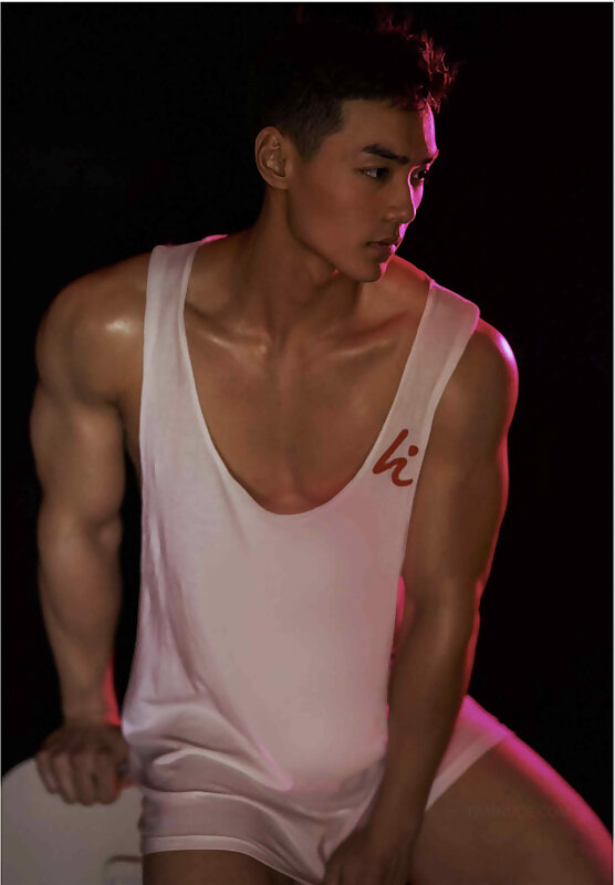 Next Image >>