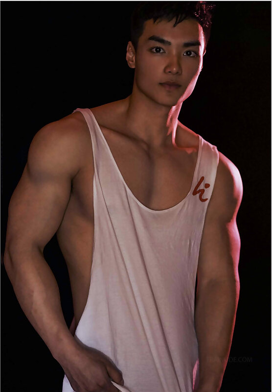 Next Image >>