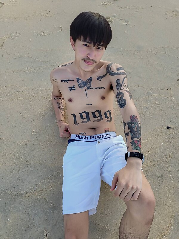 Next Image >>