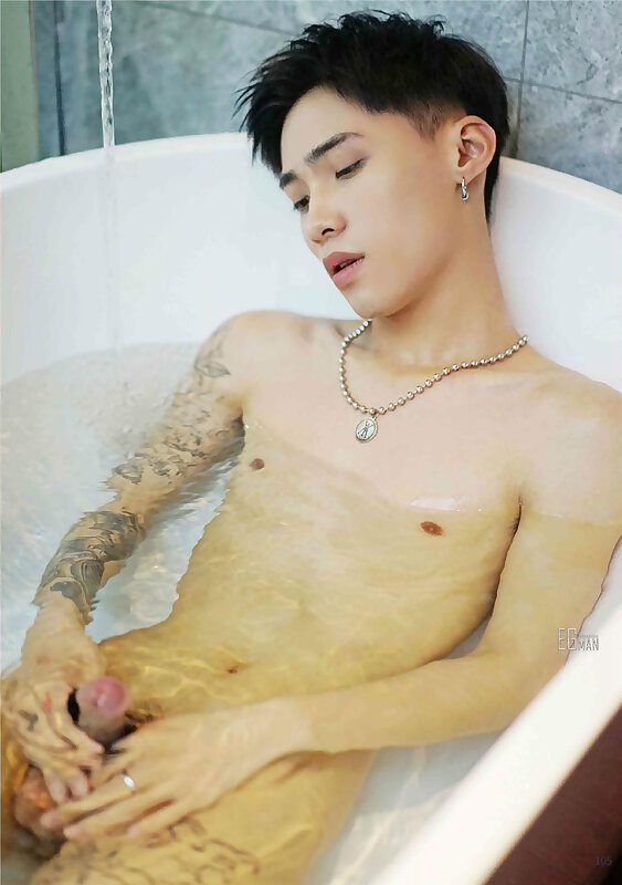 Next Image >>