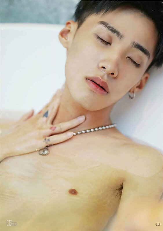 Next Image >>