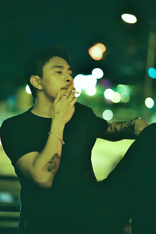 Next Image >>