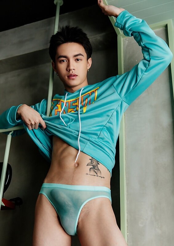 Next Image >>