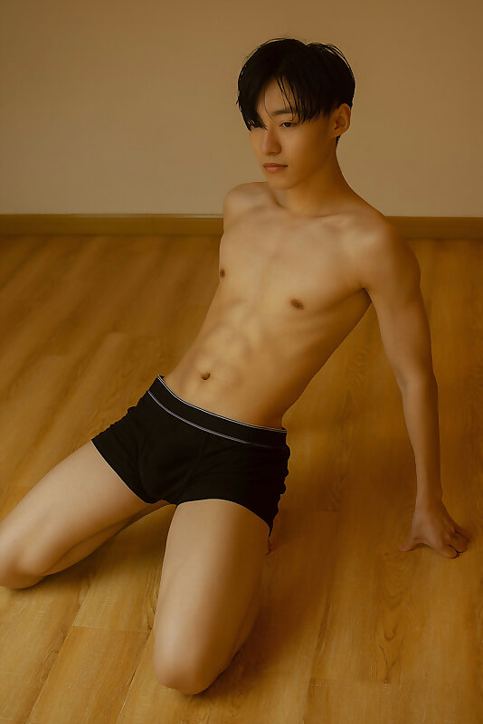 Next Image >>