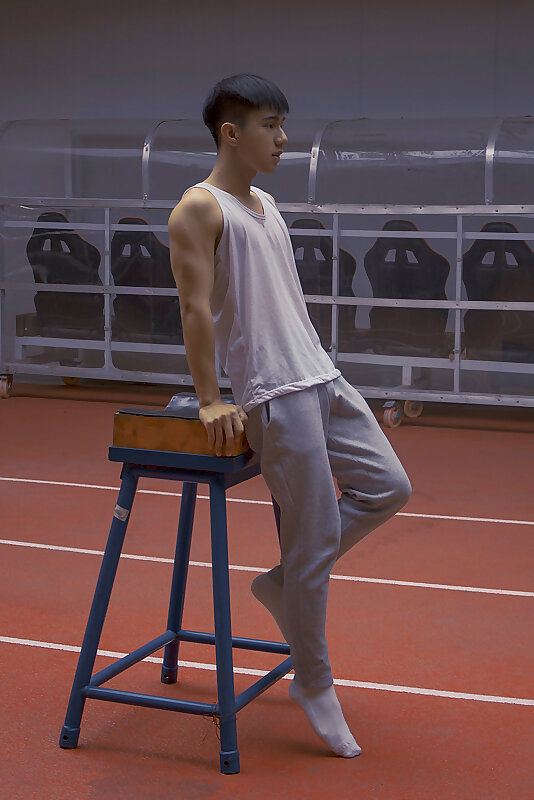 Next Image >>