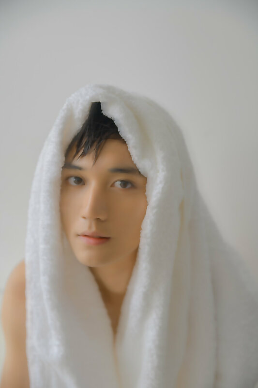 Next Image >>