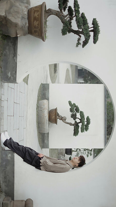 Next Image >>