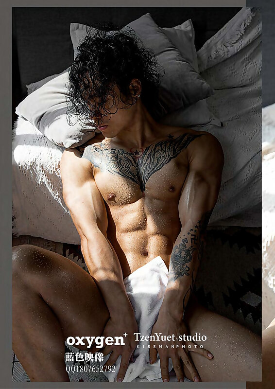 Next Image >>