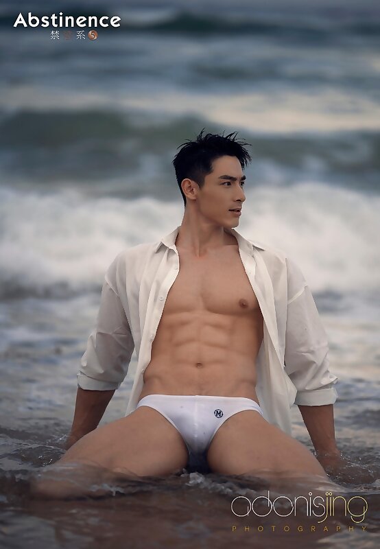 Next Image >>