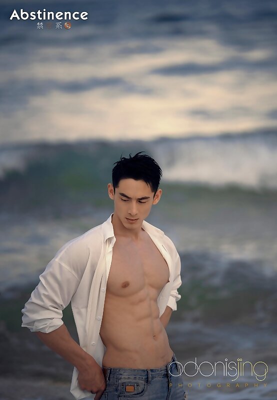 Next Image >>
