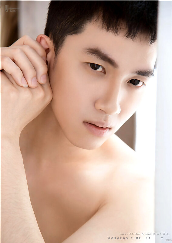 Next Image >>