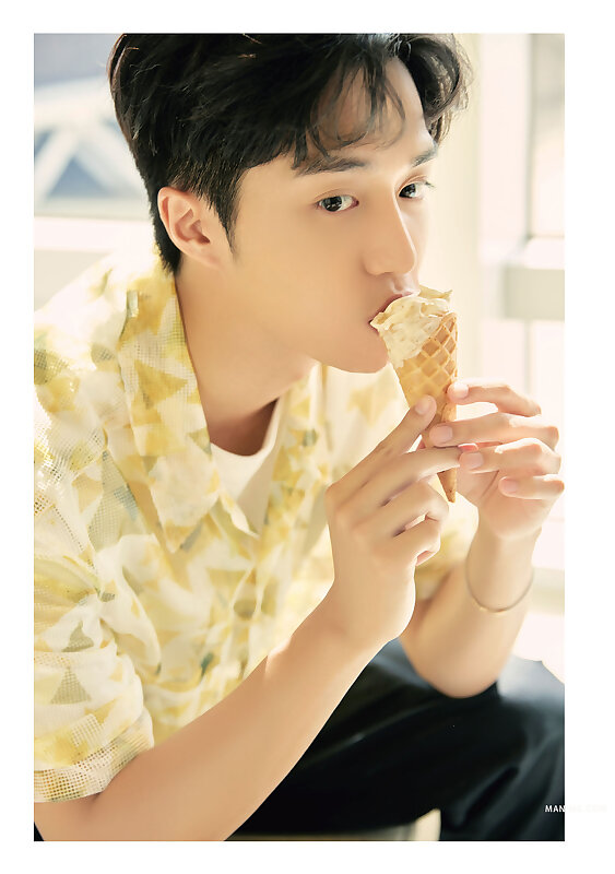 Next Image >>