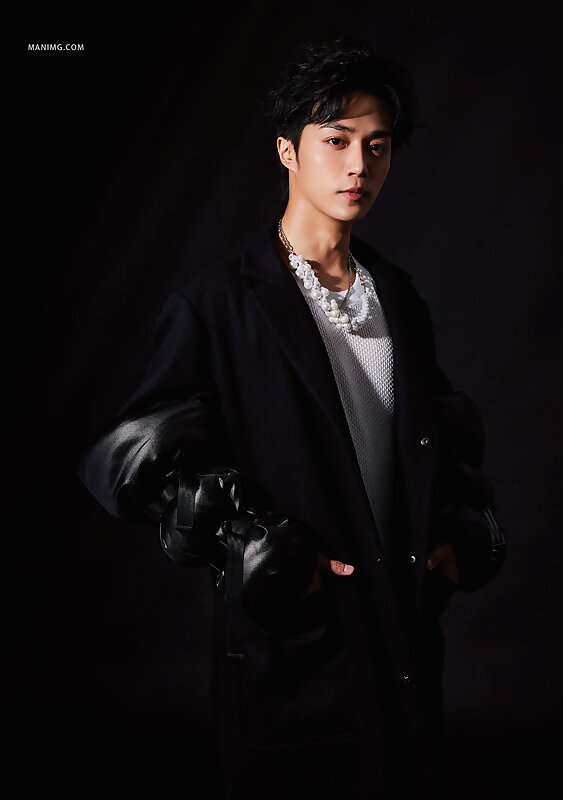Next Image >>