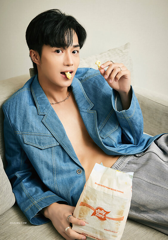 Next Image >>