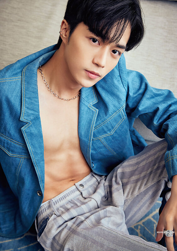 Next Image >>