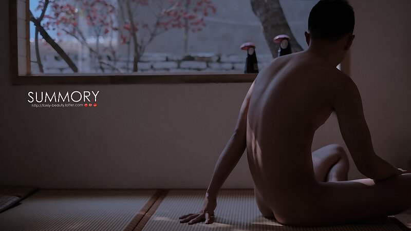 Next Image >>