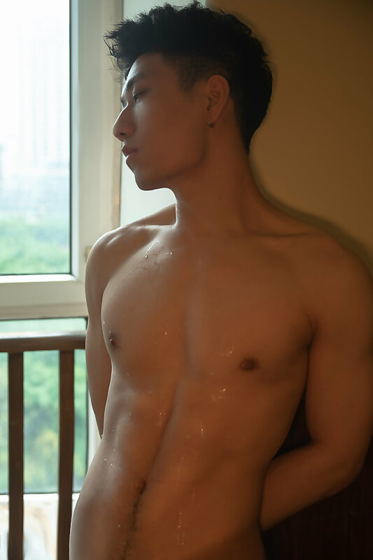 Next Image >>