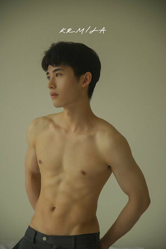 Next Image >>
