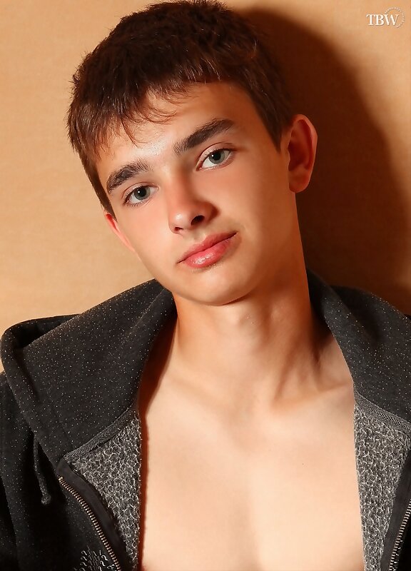 Next Image >>