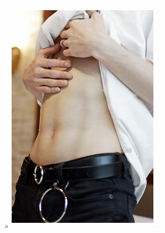 Next Image >>