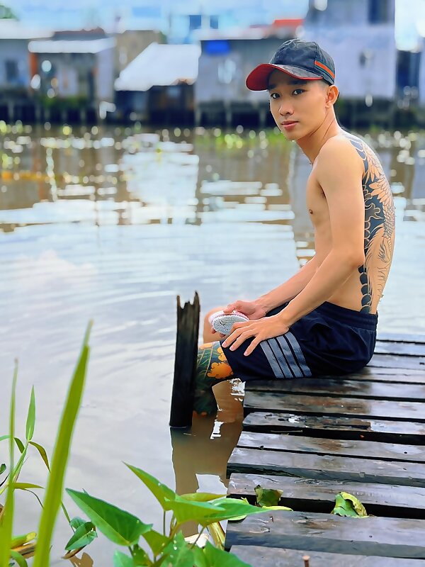 Next Image >>