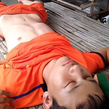 Next Image >>