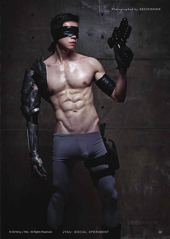Next Image >>