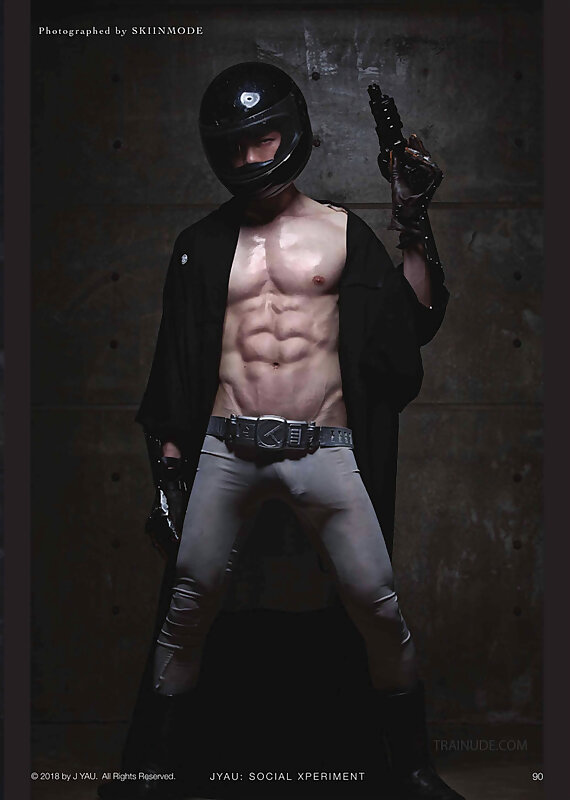 Next Image >>