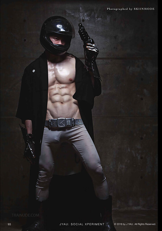 Next Image >>