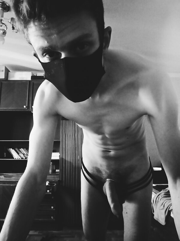 Next Image >>